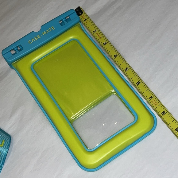 NEW WATERPROOF FLOATING PHONE CASE - Picture 10 of 13